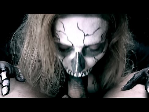 ❤️ Demonsko dekle sesa kurca s svojimi črnimi usti in pogoltne spermo. ❤️❌ Porn video pri nas sl.verhentai.ru ﹏
